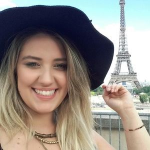 Meet your Posher, Natassia